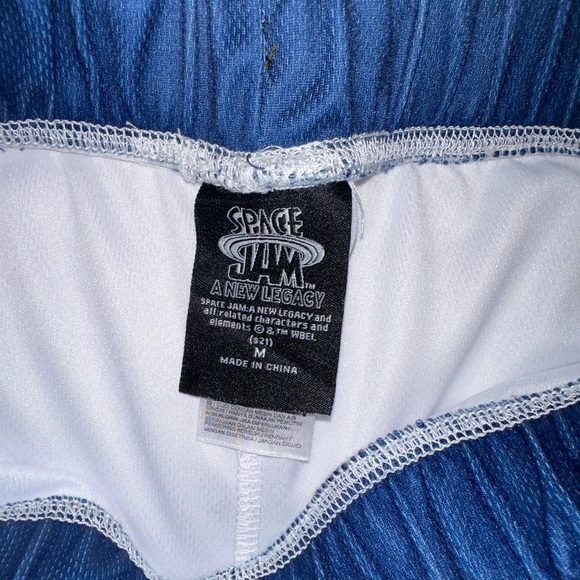 Space Jam Tune Squad Bugs Bunny Basketball Set - Picture 8 of 9